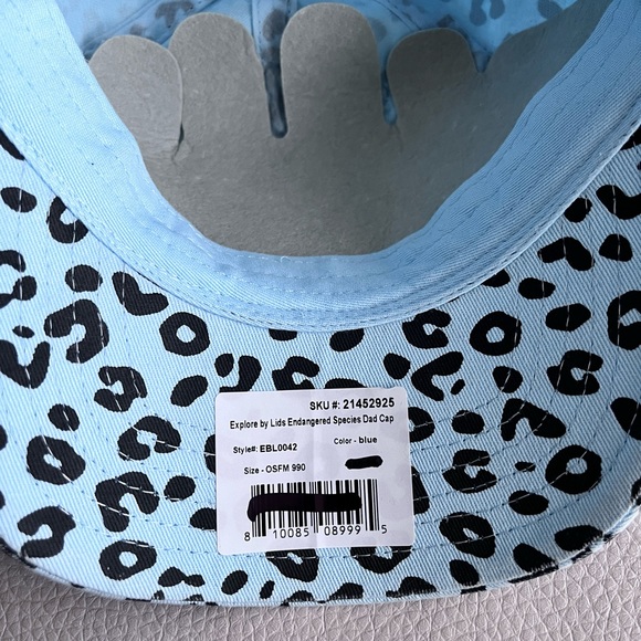 NWT - Lids Explore Series Snow Leopard Dad Adjustable Cap - Picture 4 of 5